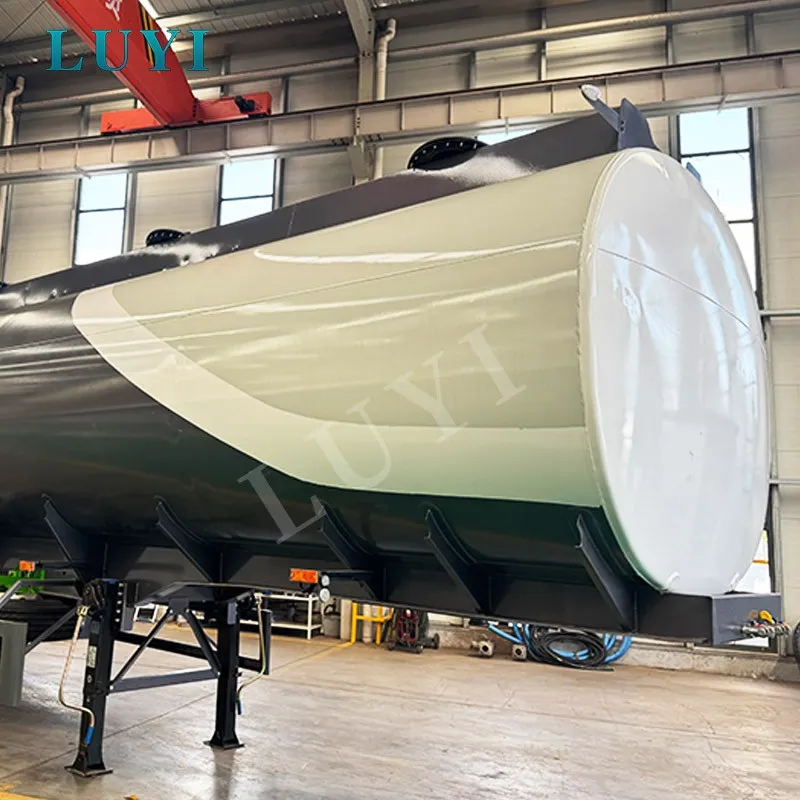 Luyi 3-Axle 40,000-Liter Oil Tank Semi-Trailer suppliers